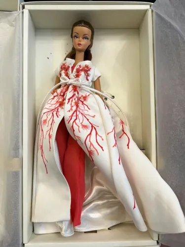Boneca Barbie Palm Beach Coral Silkstone