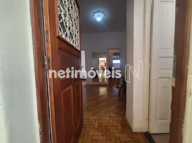 Parece casa, mas é área privativa!