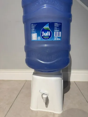 Galão de água 20l + suporte