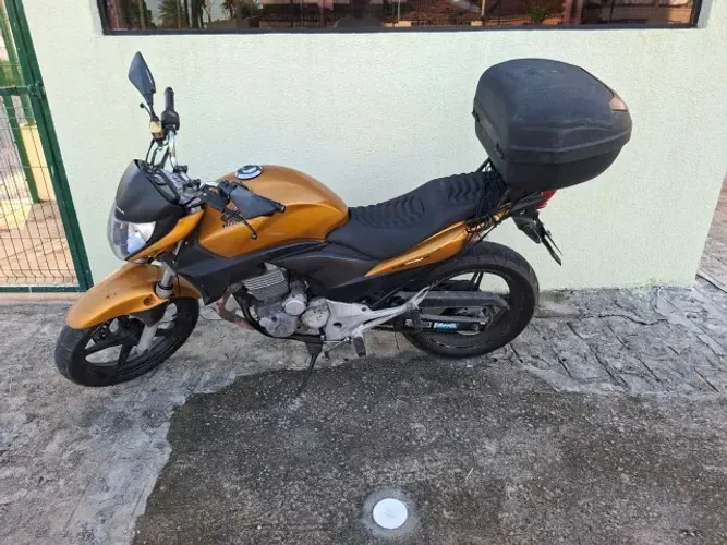 Honda CB 300 