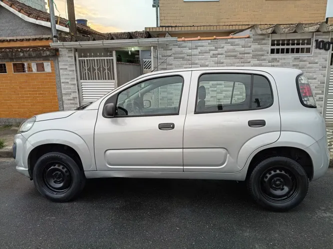 Fiat Uno Drive 1.0 Flex 6V 5P 2018