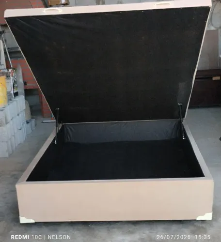 Cama box baú casal com colchão de molas