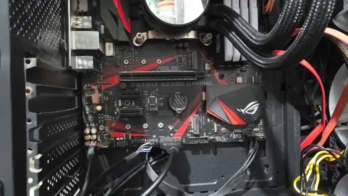 PLACA-MÃE ASUS ROG STRIX B250G GAMING - ESTILO E PERFORMANCE ROG
