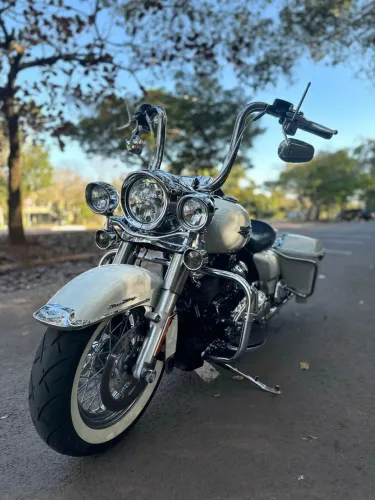 Harley-Davidson Road King Classic 2018 | Branca Pérola | Ape Hanger | Impecável