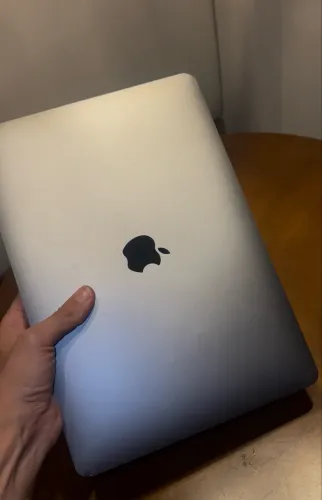 MacBook Air M1 256GB / 8GB RAM (Cinza-espacial)
