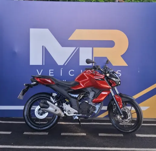 Yamaha Fz15 150 (@mrveiculos)