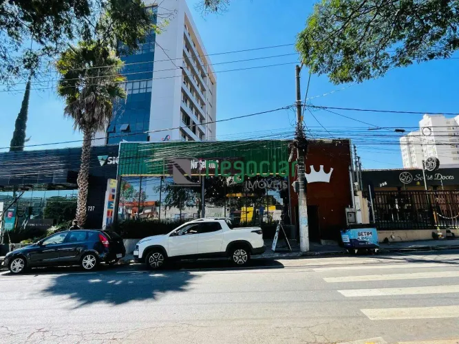 Terreno à venda na Avenida Governador Valadares | Centro de Betim!