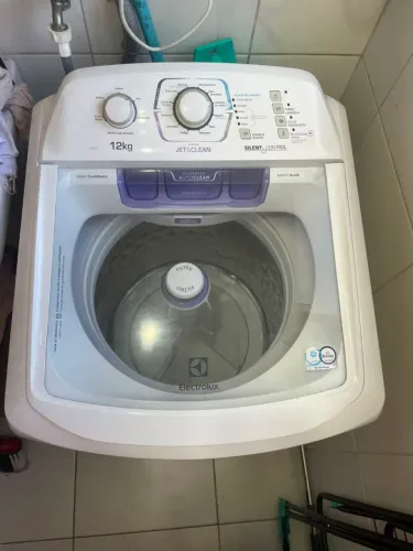 Máquina de Lavar 12Kg Electrolux