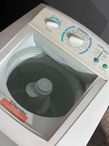 Máquina de lavar Eletrolux 9kg