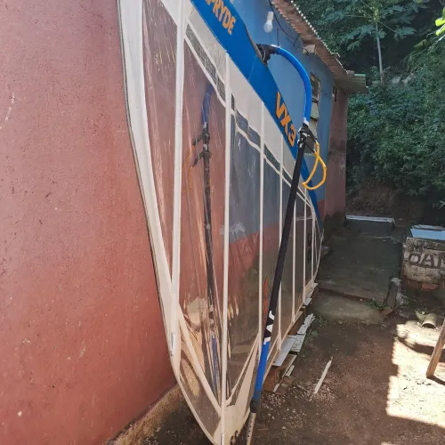 Vela windsurf 5.3 , mastro e retranca.
