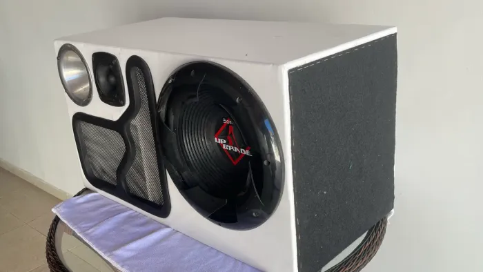 CAIXA TRIO COMPLETA + TARAMPS TL-1500 | R$ 1.000