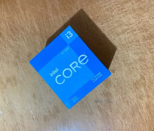 Intel Core I3-12100f semi novo