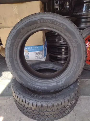 Pneu Goodyear Wrangler território AT 205/55R16