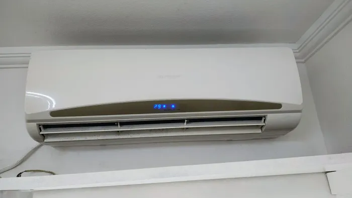 Ar-condicionado Springer 12.000 BTUs