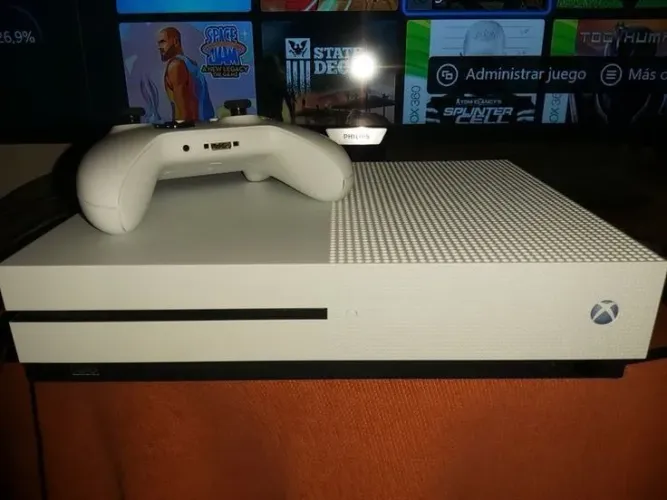 ? Xbox One S Com Defeito - Liga Normalmente - Com Caixa Original