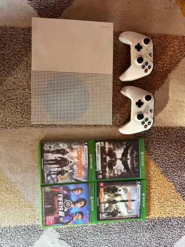 Xbox One S - 1TB