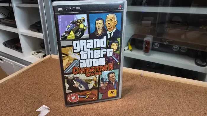 Grand Theft Auto GTA Chinatown Wars original de Sony PSP PlayStation