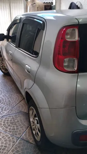 Fiat Uno Vivace Celeb. 1.0 EVO F.flex 8V 5P 2012
