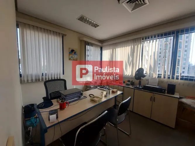 Sala à venda, 3 salas, recepção, 3 banheiros, próximo Avenida Vieira de Moraes no Campo Be