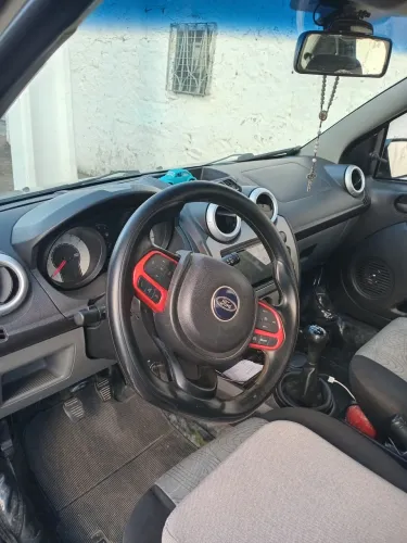 Ford Fiesta Sed. 1.6 8V Flex 4P 2008