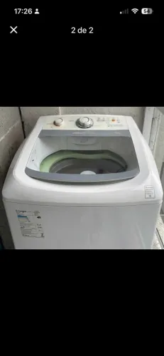 MÁQUINA PARA LAVAR ROUPAS