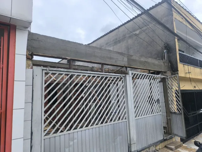 Pedreiro empreiteiro profissional