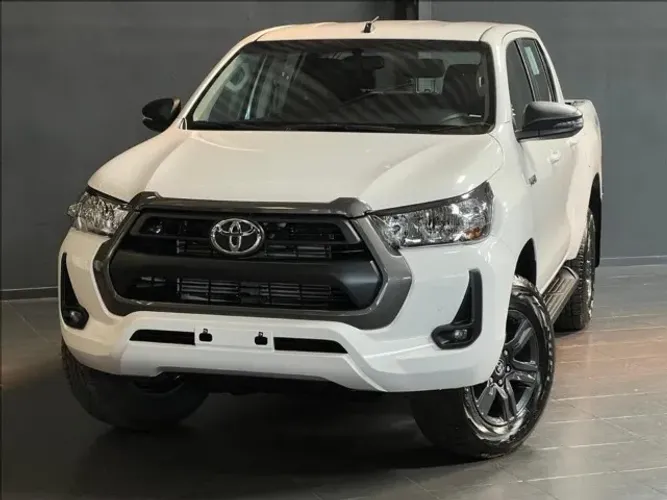 Toyota Hilux CD SR 4X4 2.8 TDI Diesel Aut. 2026