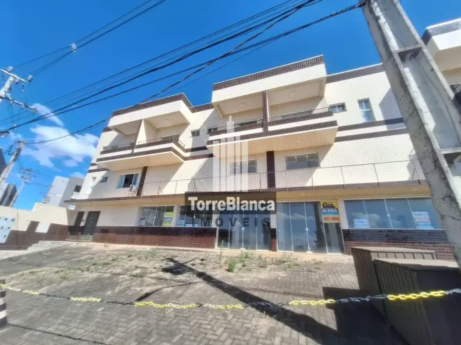 Locação - Sala Comercial, 3 salas, 4 banheiros, 3 depósitos, 308 m², Uvaranas.