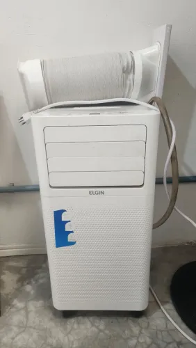 AR CONDICIONADO PORTÁTIL 9000 BTUS ELGIN 