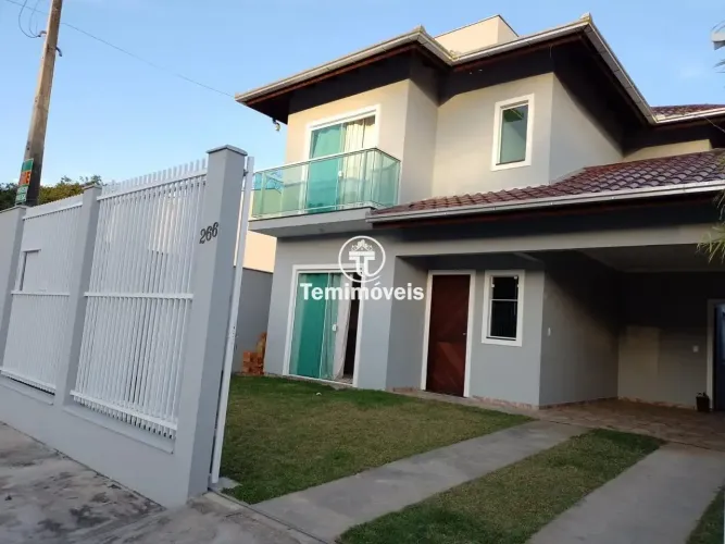 Sobrado no Bairro Itinga, 4 Dormitórios sendo 1 Suíte, Fácil Acesso a BR, Próximo ao Hiper