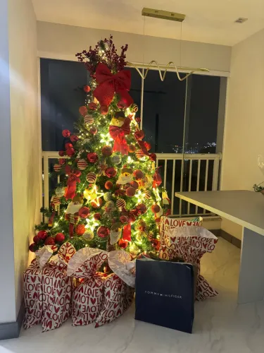 Arvore de natal completa 2.40 1900 galhos 