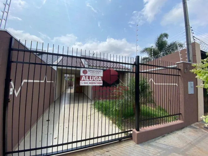 Casa com 3 dormitórios para alugar, 100 m² por R$ 2.150/mês - Jardim Alvorada - Maringá/PR