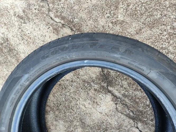 Pneus Goodyear 205/50 R17