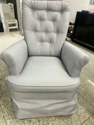 Poltrona de amamentação 