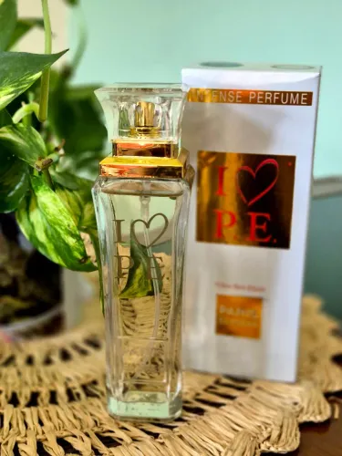 Perfume i love pe da paris elysses 