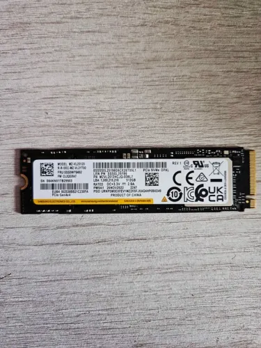 SSD Samsung 512GB 4.0 Leitura: até 6.400 MB/s Gravação: até 2.900 MB/s