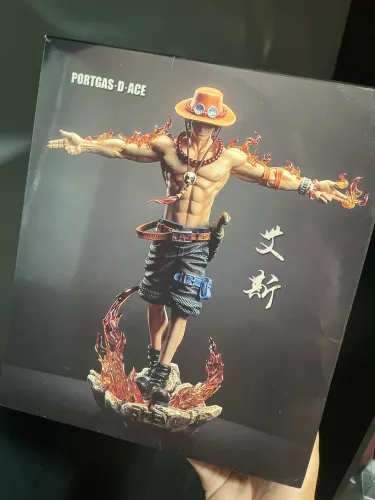 One Piece action figure Ace punhos de Fogo