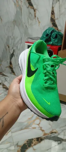 Tênis semi novo em perfeito estado