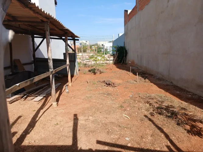 Vendo terreno no Jardim Nathalia - Éden 