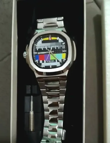 Relógio VETRA TV Color - Estilo Nautilus Aço Inox Prata - Lacrado na Caixa