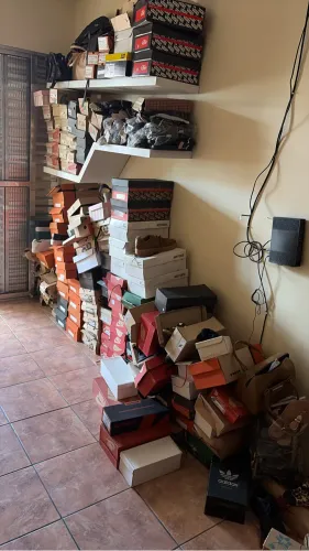 Vendo todo o estoque de calçados feminino e masculino
