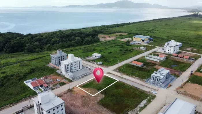 Terreno Comercial em Tijucas, Loteamento Costa Esmeralda, Esquina com 594m2