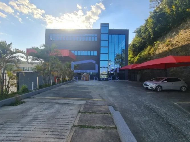 Galpão - 3510 m² - Pé direito 9 Itapevi/Castello Branco
