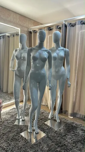 Manequins femininos 250 reais 