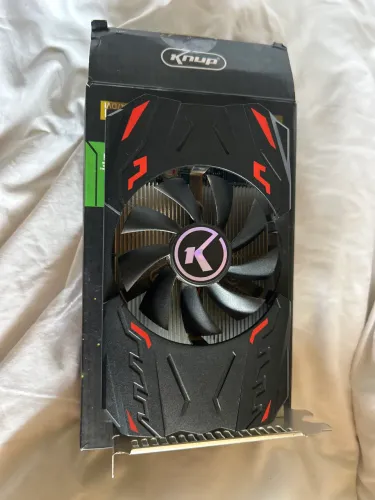 GTX 550 ti 1Gb