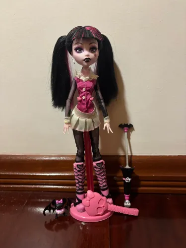 Draculaura original COMPLETA