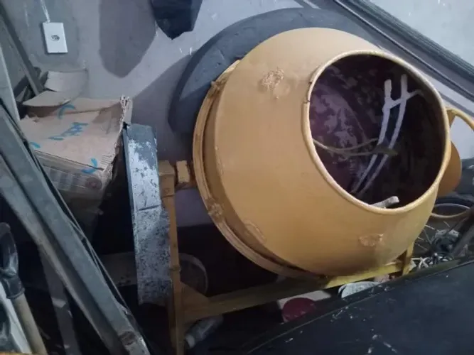 Betoneira 400Litos meneghetti motor novo nao usado, marca weg.