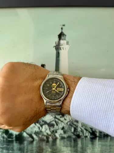 Orient 3 Estrelas Automático Original | Calibre 469 | Mostrador Preto e Dourado
