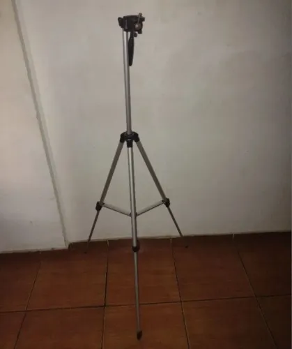 Tripé para camera 1,50m altura