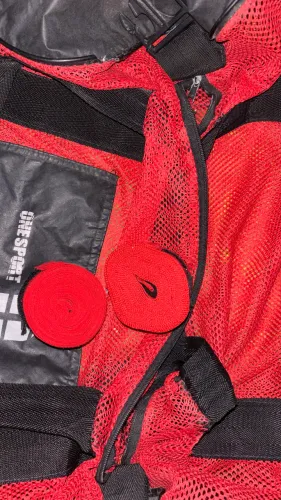 vendo kit de muay thai!!! Valores a negociar!